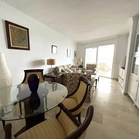 Puerto Estepona شقة